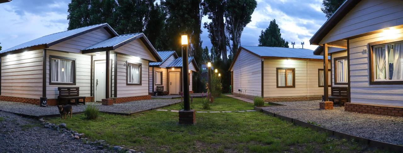 Cabanas Del Arroyo Calafate إل كالافاتي المظهر الخارجي الصورة